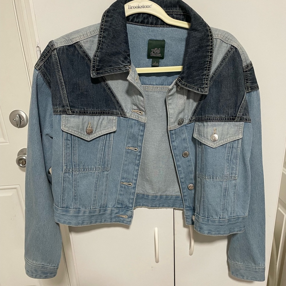 Color lock Jean jacket
